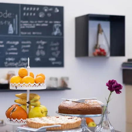 Ada & Nocleg ze śniadaniem 4*