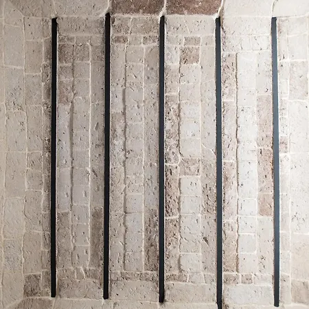 Alojamento de Acomodação e Pequeno-almoço Ada & Lecce