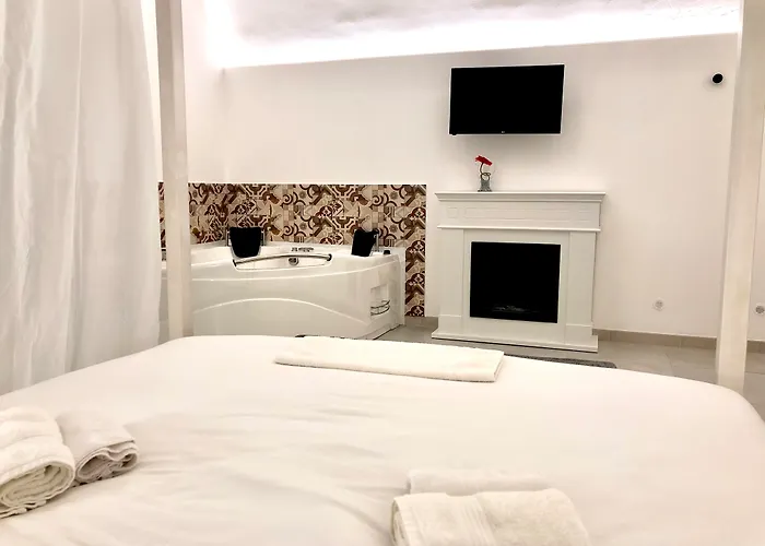 Ada & Bed & Breakfast 4*