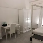 Ada & 4* לצ'ה