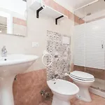 לינה וארוחת בוקר Ada & לצ'ה