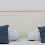 Ada &