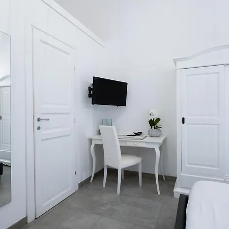 Ada & 4* Lecce