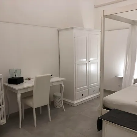 Ada & 4* Lecce