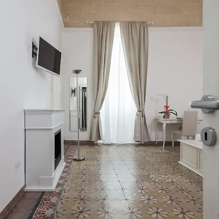 Ada & 4* Lecce